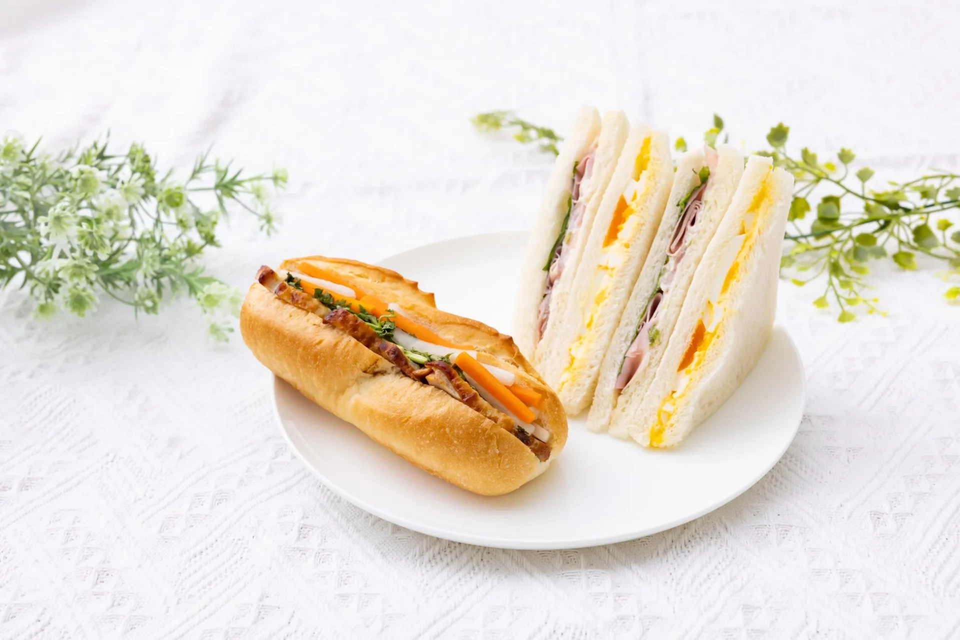 セブン‐イレブンから贅沢サンドイッチ2種が新登場！　定番「BIG ハムとたまご」と本格「バインミー」9月24日より