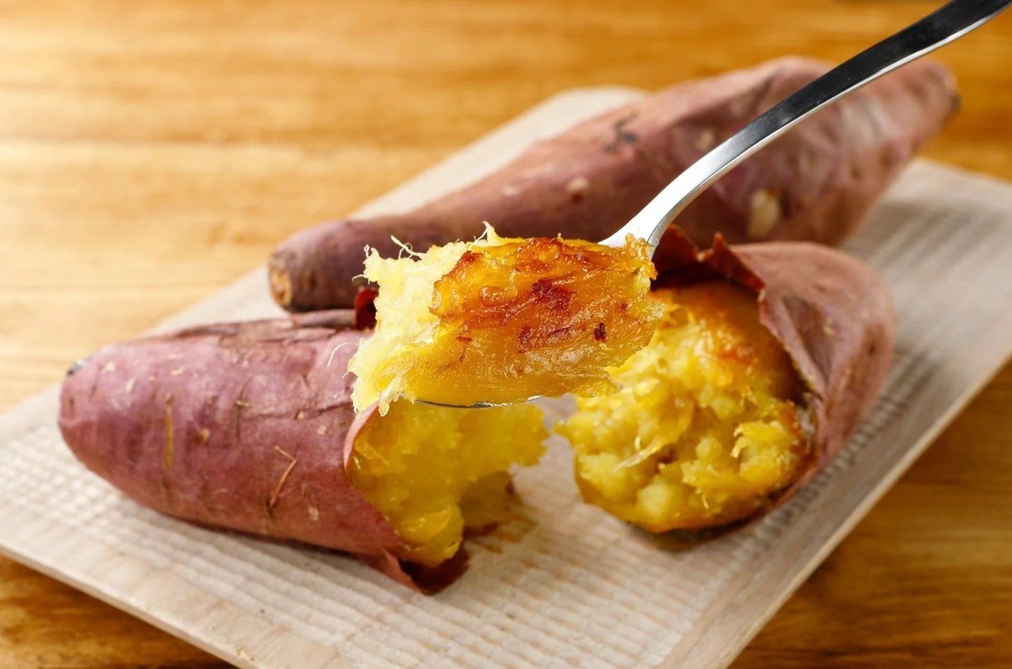 カルビーかいつかスイートポテトのオリジナルさつまいも「紅天使」の焼き芋