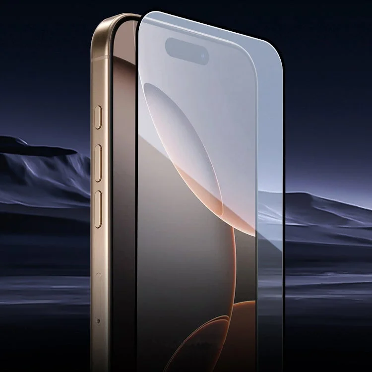 iPhoneに装着されたトラッフルサファイアガラススクリーンプロテクター