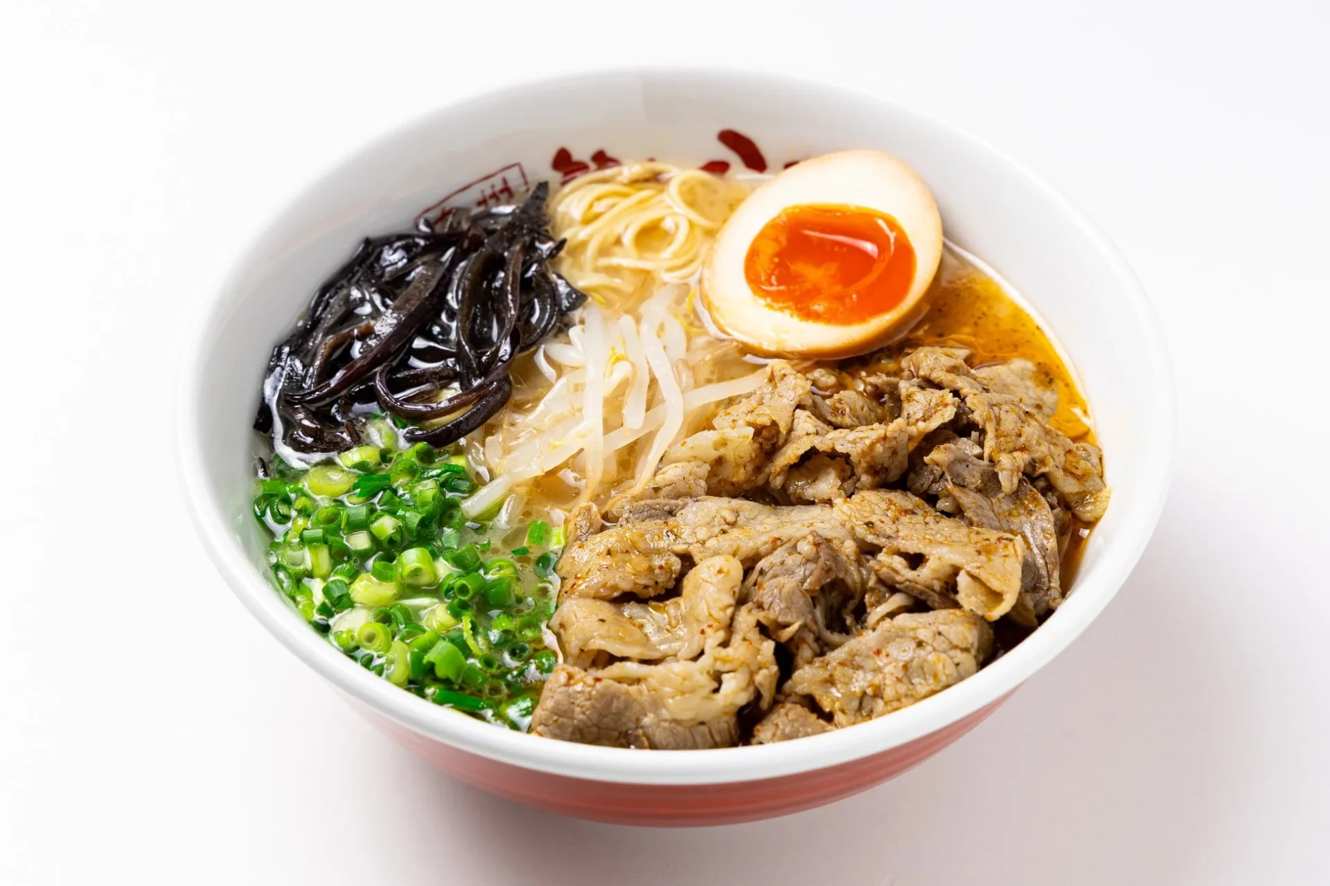 旨ッ辛ッ豚肉ラーメンの標準サイズ