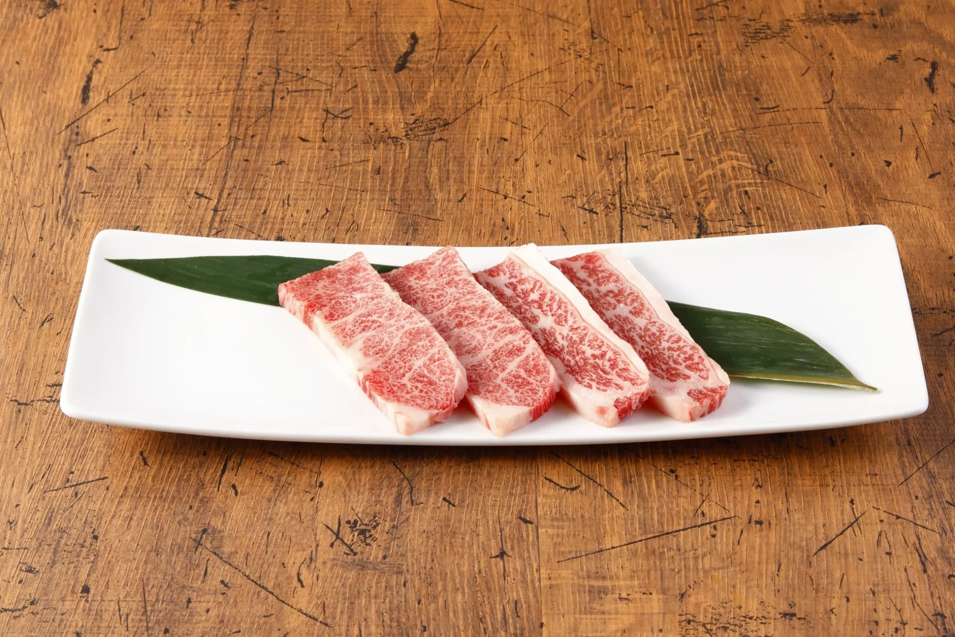 焼肉の和民「ニクの日」対象の鹿児島和牛カルビ（生肉）