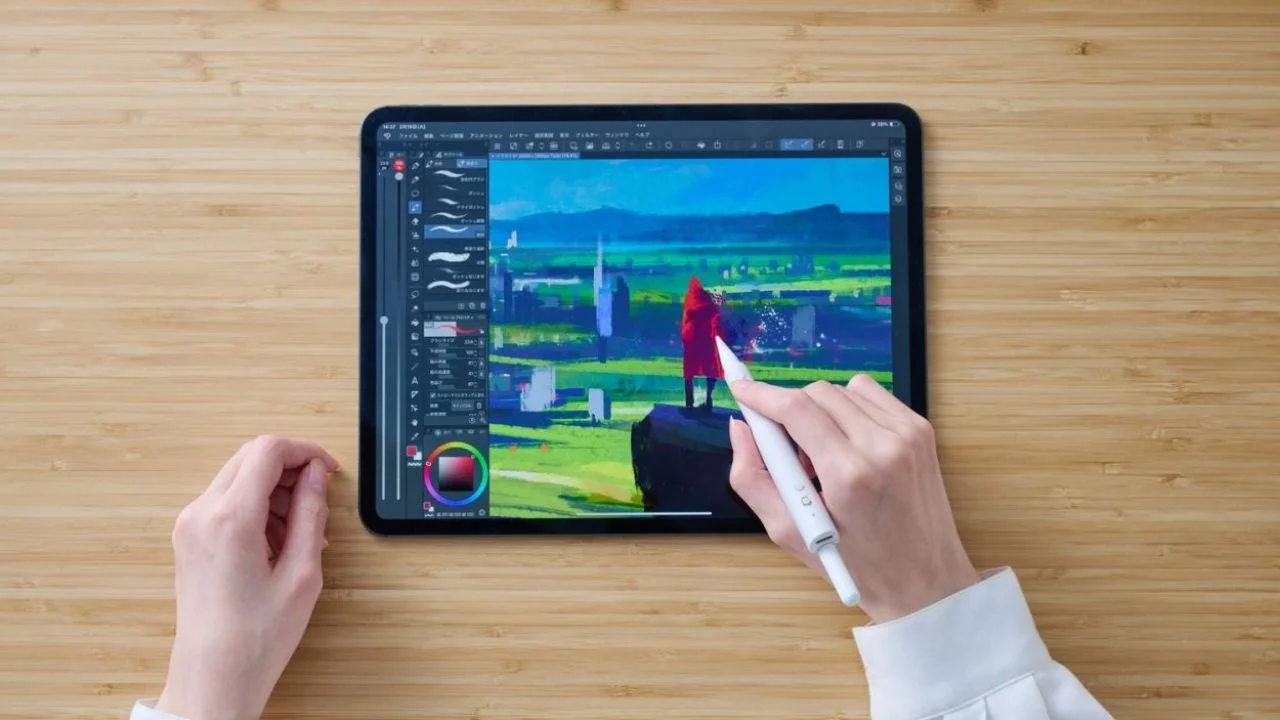 Apple Pencil用ショートカットグリップでイラストを描く様子