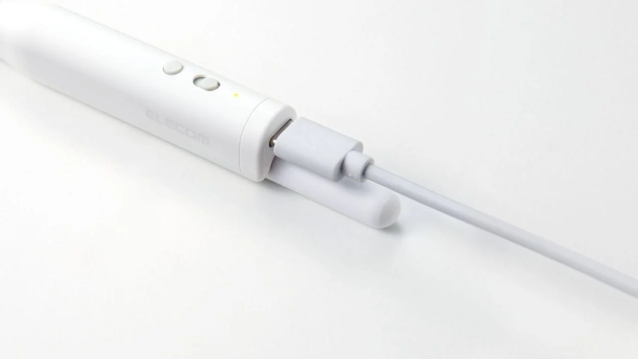 Apple Pencil用ショートカットグリップのUSB Type-C充電ポート