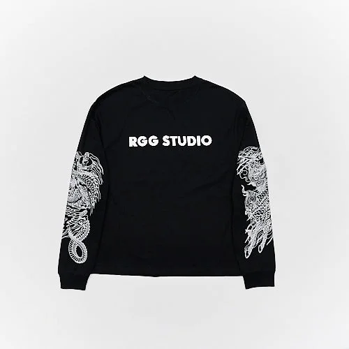 RGG STUDIOロゴと龍のイラスト入り黒い長袖Tシャツ