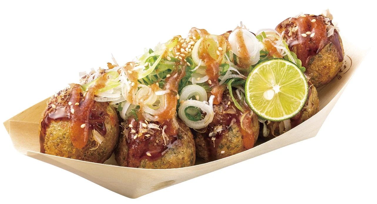 築地銀だこ『スパイシーキャビア ～明太だれとすだち～』のたこ焼。
