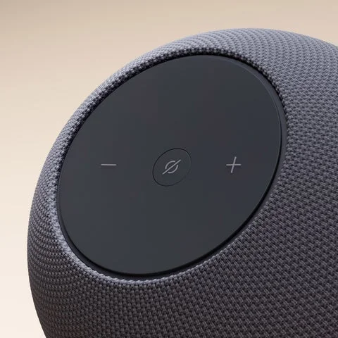 Echo Studioの音量調節とマイクオフボタン
