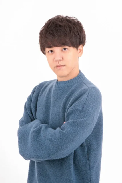 『マモンキング』をプロデュースした人気動画クリエイター「よしなま」氏の顔写真。