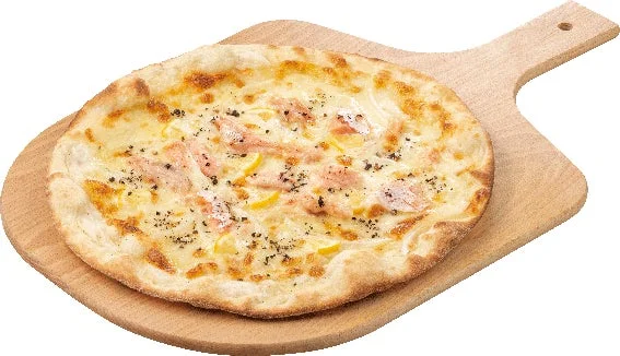 新登場のピッツァ・サーモンのレモンクリーム