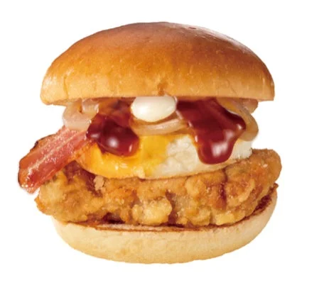 醤油バンズとチキン竜田の「こく旨BBQベーコンエッグチキン竜田バーガー」