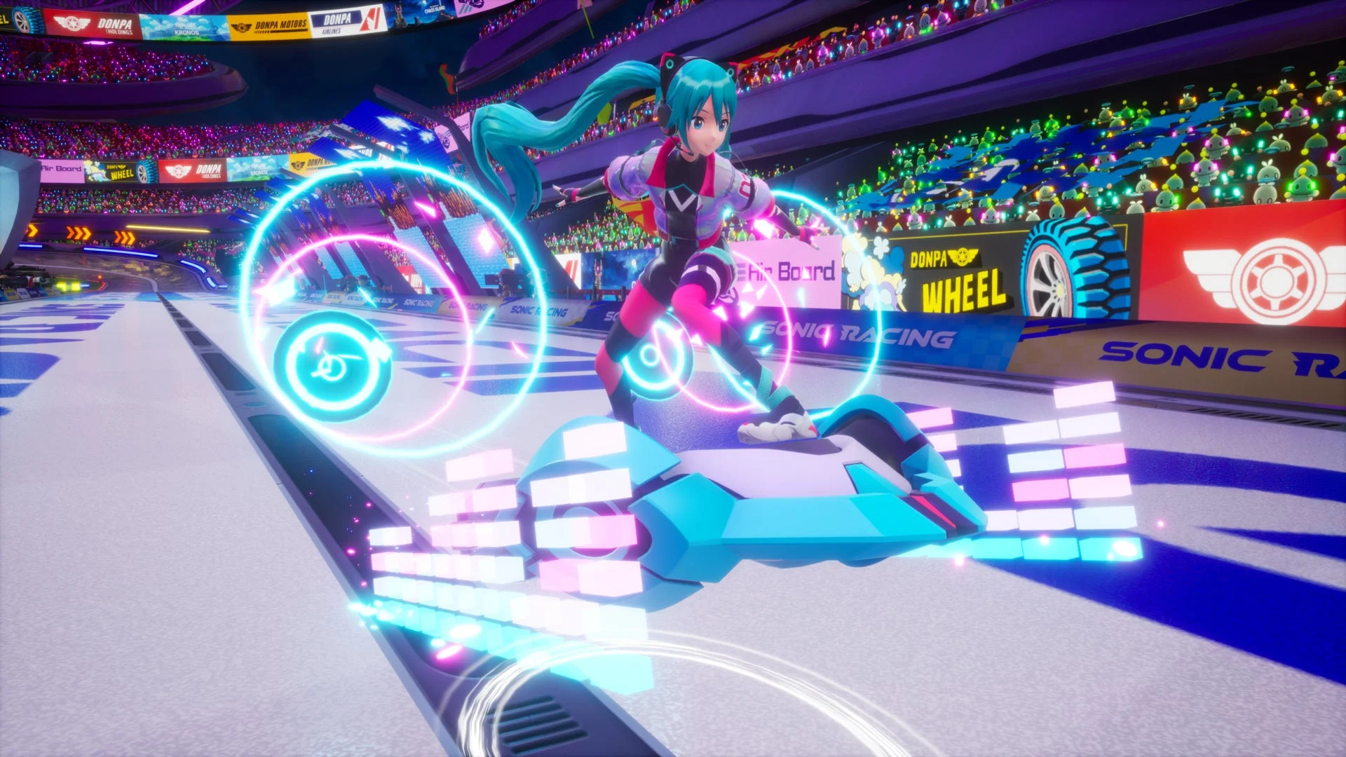 ソニックレーシング クロスワールドで初音ミクがオリジナルマシンに乗るゲームプレイ画面