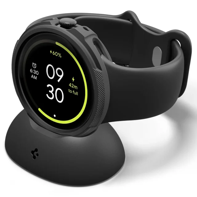Pixel Watch 4用Spigenリキッド・エアケース装着例