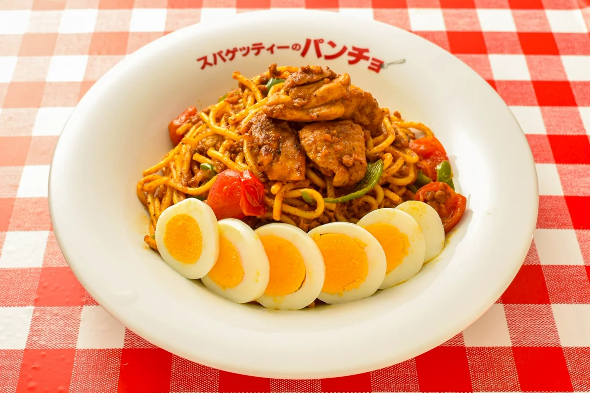 創業16周年記念・期間限定メニュー「ゴロっとチキンのカレーナポ」