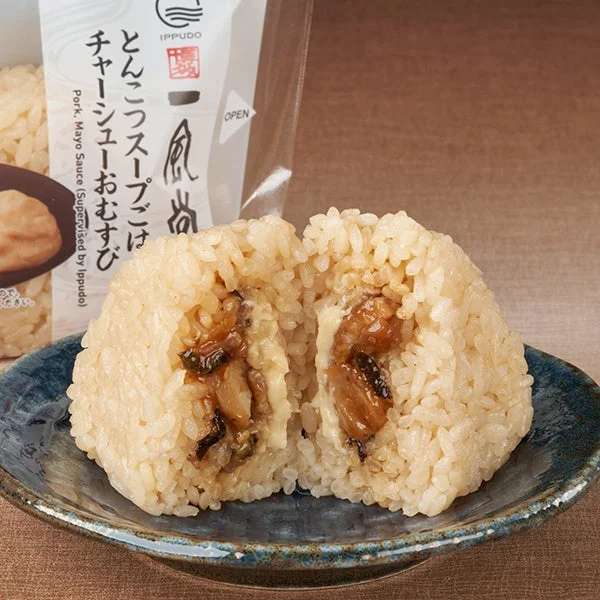 ファミリーマート新商品 博多一風堂監修 とんこつスープごはんのチャーシューおむすび