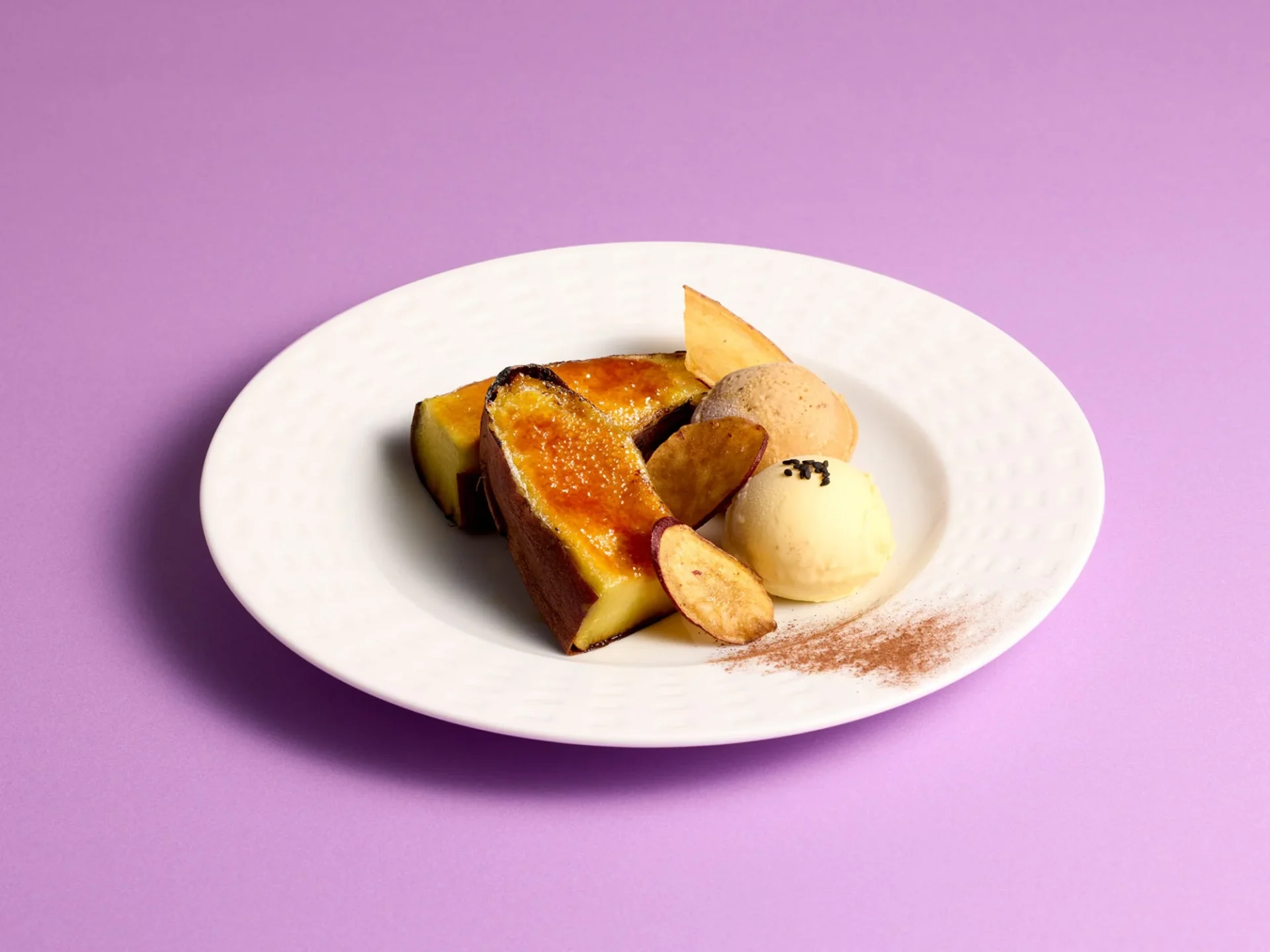 ねっとり濃厚な甘さの紅はるかをご堪能いただける「焼きいもブリュレ」