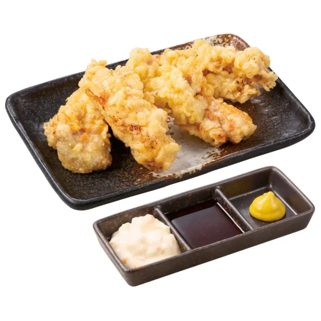 からやまのとり天単品と3種のつけだれ(タルタル、酢醤油、からし)