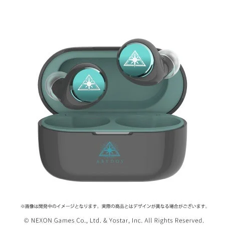 アビドス高等学校をイメージしたカラーリングのコラボイヤホンとチャージングケース(蓋開け)。