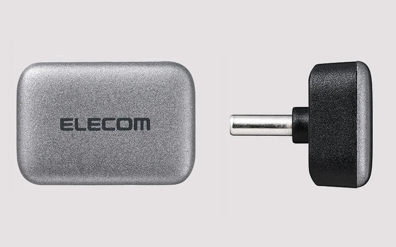 エレコム超小型USBメモリの表面と側面からの製品画像