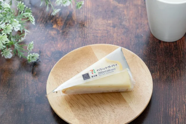 「かじるニューヨークチーズケーキ」のパッケージ入り商品