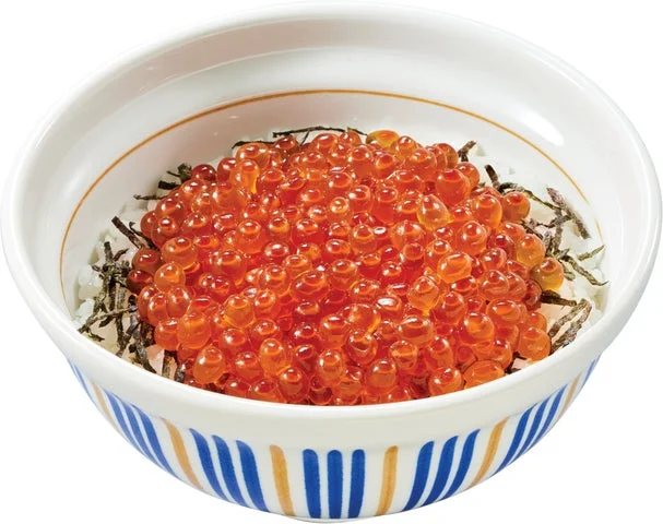 大粒の天然いくらがたっぷり盛り付けられたなか卯のいくら丼