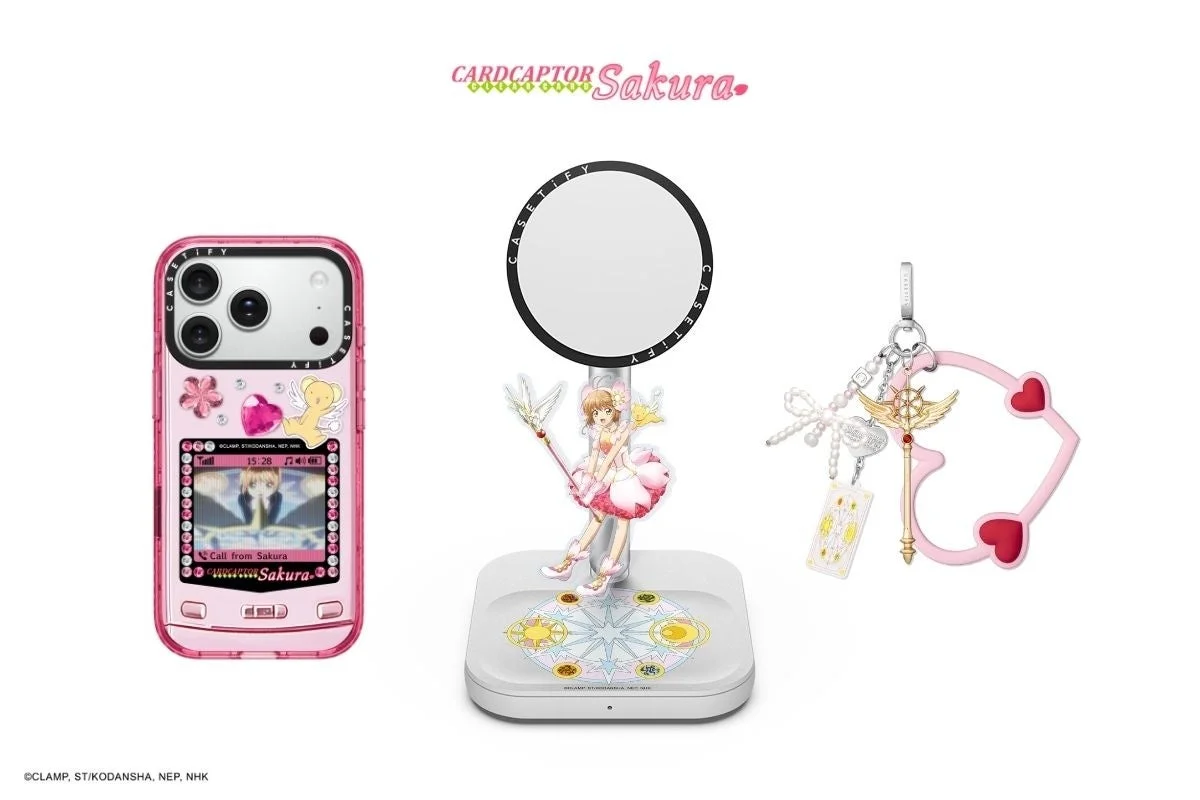 カードキャプターさくらコラボのスマホケース、充電スタンド、スマホストラップ