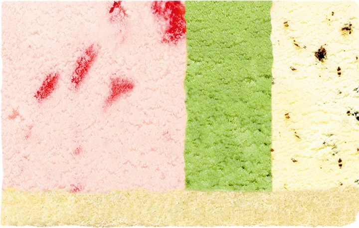 ベリーベリーストロベリーとピスタチオとチョコチップの断面図