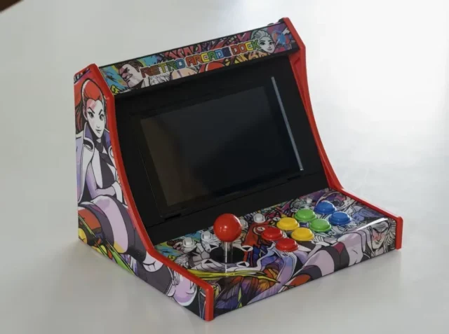 レトロアーケードドックの斜め上からの製品写真