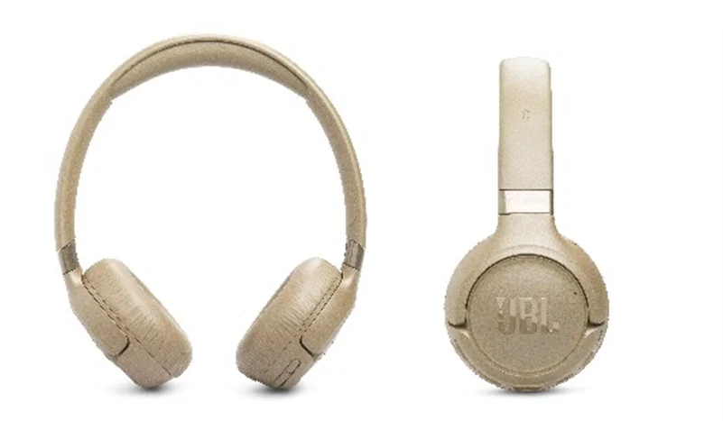 JBL Tune 680NCベージュの展開時と折りたたみ時の外観