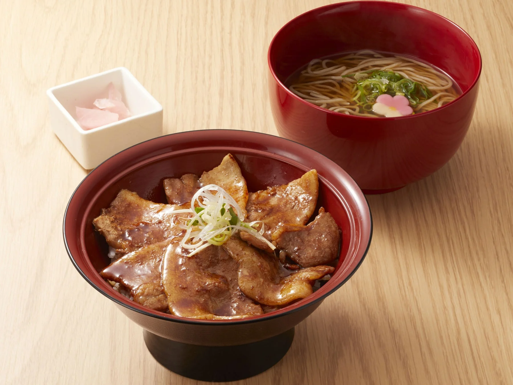 家族亭北海道フェア「北海道産豚丼セット」