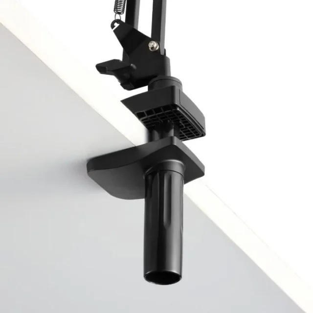 デスクやベッドサイドにしっかりと固定できるアーム型スタンドのクランプ部分