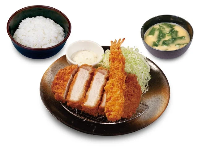 松のやの超厚切りロースかつと海老フライ1尾の定食