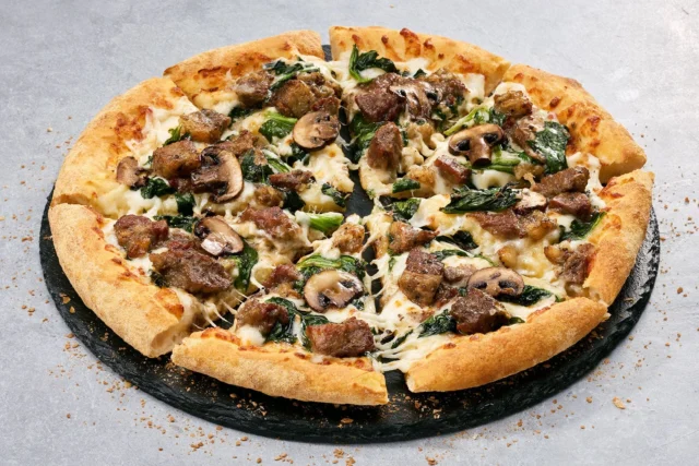 炭火焼ビーフピザ