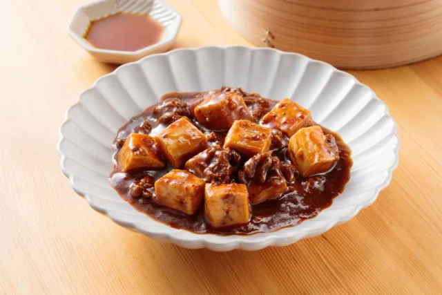 食欲をそそる松屋の四川風麻婆豆腐の盛り付け例