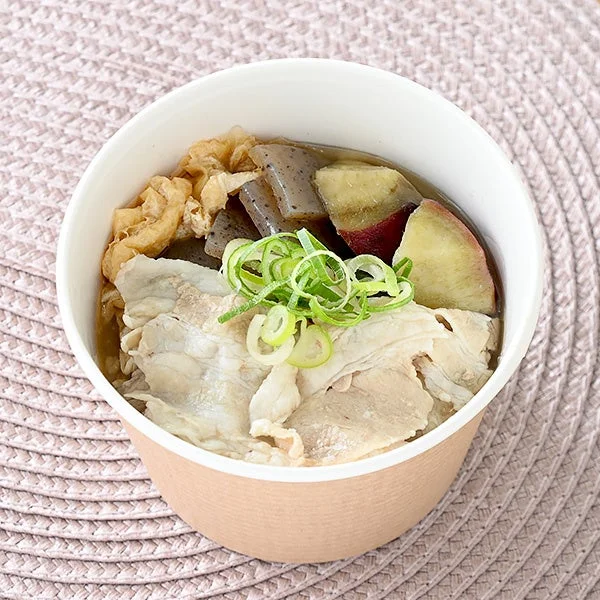 ファミリーマートの中国・四国地方向け「さつまいも入り豚汁」