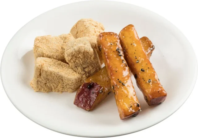 わらび餅と大学芋のどっちも盛り