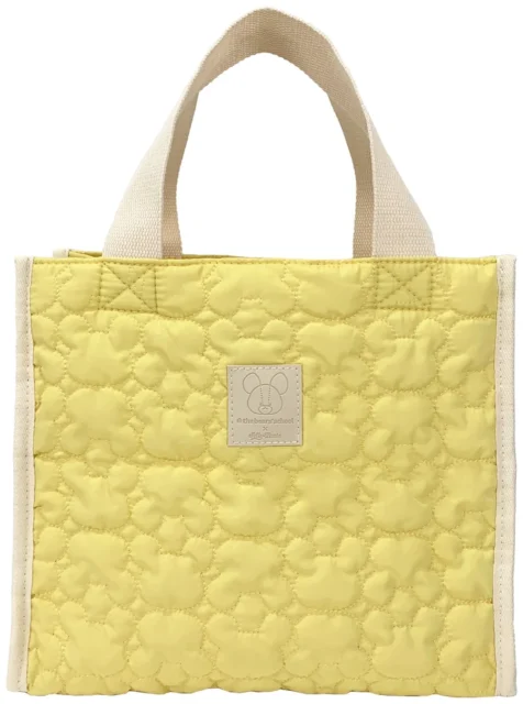 くまのがっこうコラボ キルティングバッグの前面デザイン