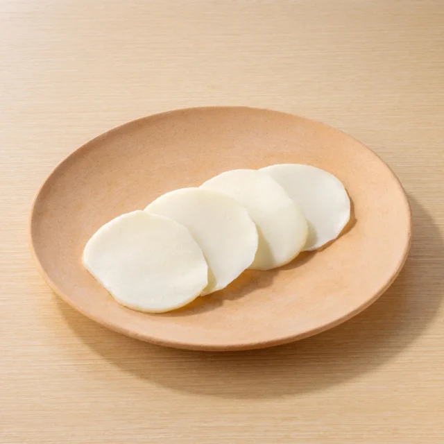 しゃぶしゃぶ用のスライスされたモッツァレラチーズ