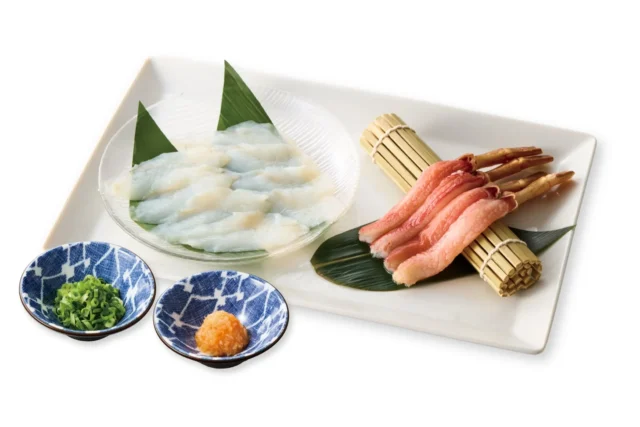 ふぐしゃぶとずわい蟹の盛り合わせ