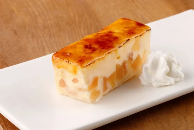 期間限定デザート「林檎のクレマカタラーナ」