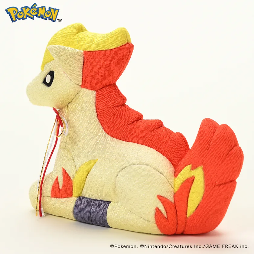 横から見た江戸木目込人形「ポニータ」