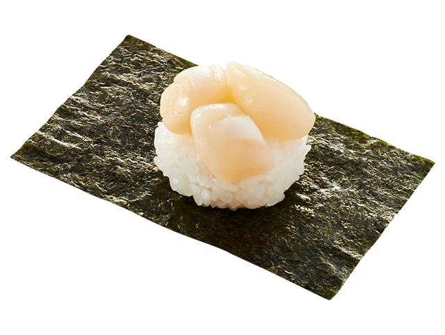 生小柱を海苔で包んだ生小柱包み寿司。