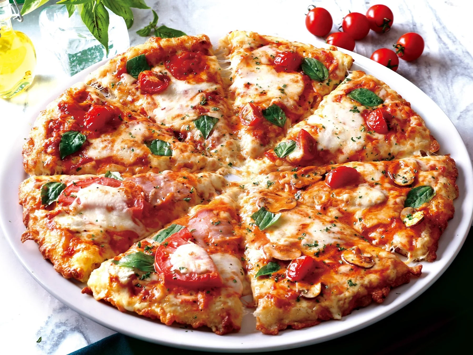 4種のマルゲリータが一度に楽しめるピザーラのクォーターピザ