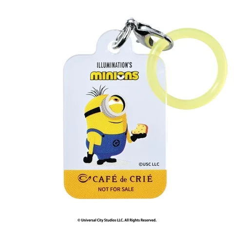 ミニオンのアクリルチャーム(チーズを持つ)