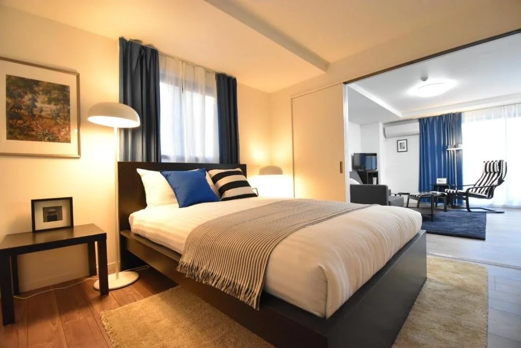LANG Hotel Ginza 1LDKのモダンな寝室