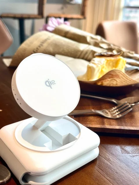 RORRYのQi2対応3in1ワイヤレス充電器A3Q/A3/A4/A7/A8/W27Q