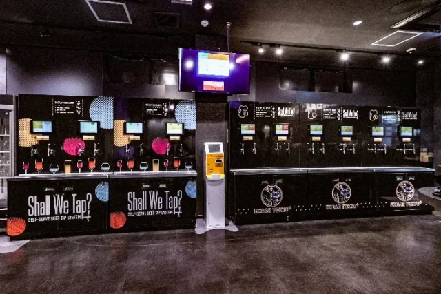 EXBAR TOKYO plus AKIHABARA店内のセルフサーブビアタップシステム「Shall We Tap?」