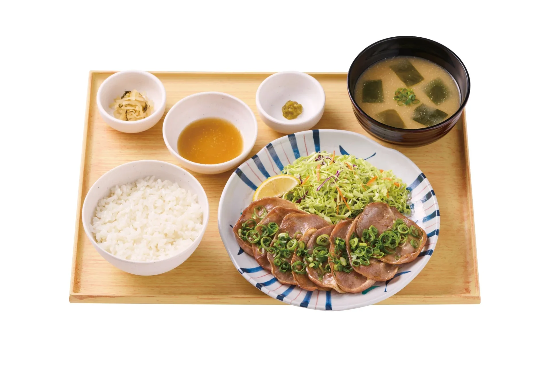 ネギたっぷり豚タン定食の全体像