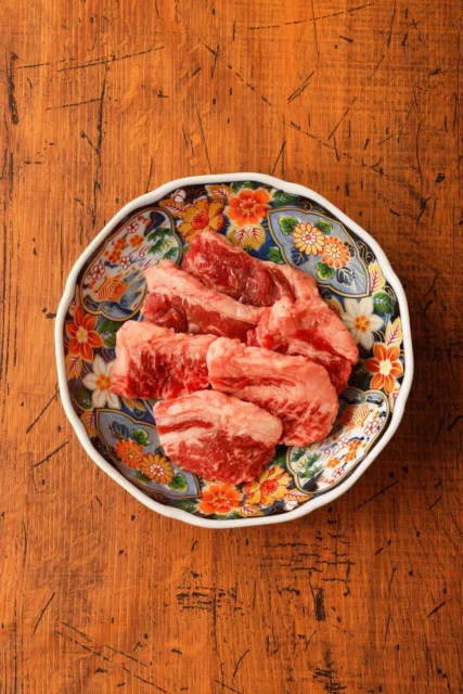 ワタミカルビ（中）の生肉