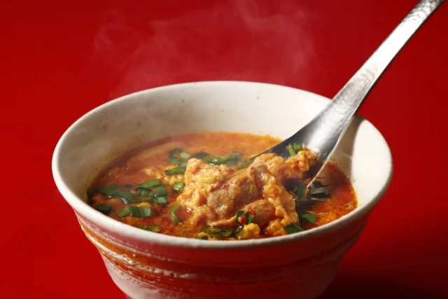 具材たっぷりのユッケジャンスープ
