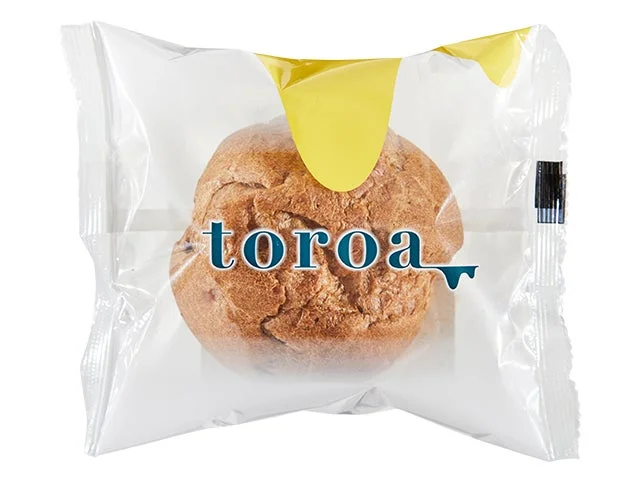 かっぱ寿司のお持ち帰り用toroa『とろ生チョコカスタードシュークリーム』のパッケージ