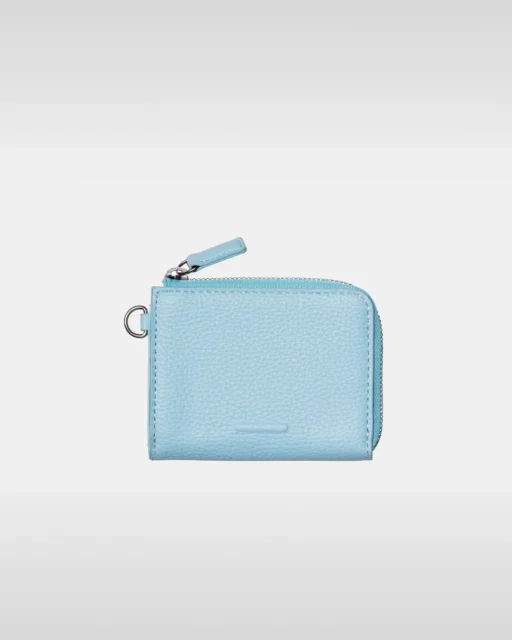 ライトブルーのマイクロジップウォレット（製品スペック表示用）